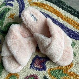 Splendid Pink Slide Slippers M/L
